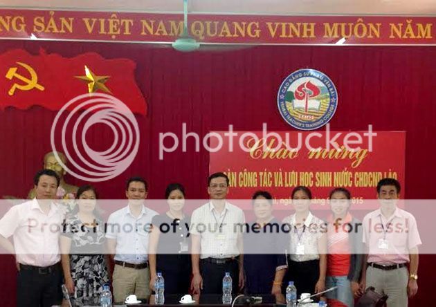 Đón tiếp đoàn Đại biểu tỉnh Xaynhabuly và các lưu học sinh Lào sang thăm và làm việc tại Trường