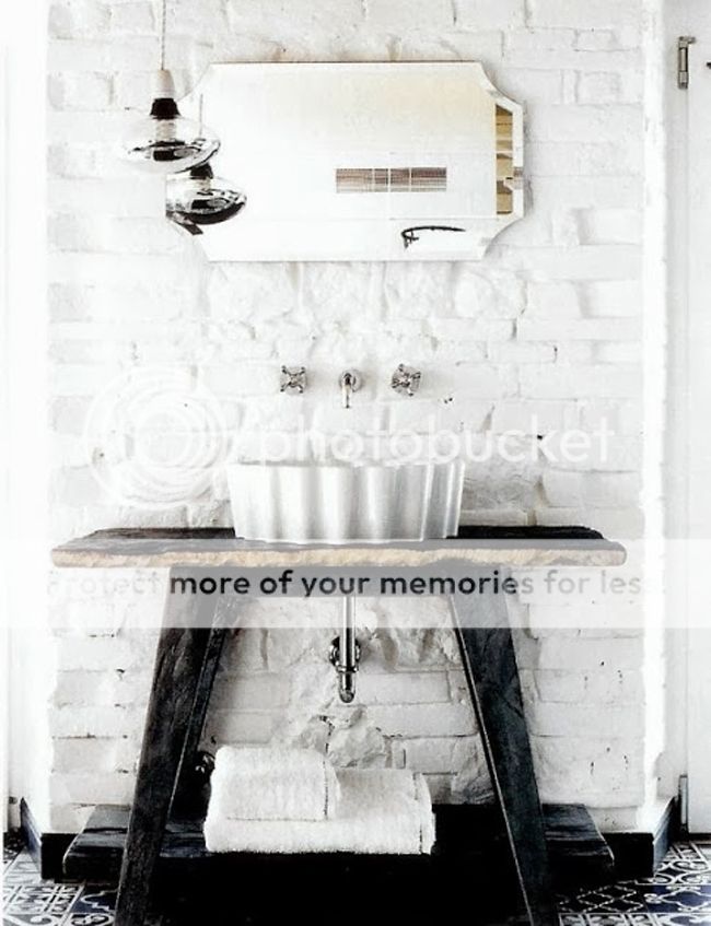  photo 9AndreaFalkner-PaolaNavone-Vosgesparis_zpskzmnjx0h.jpg