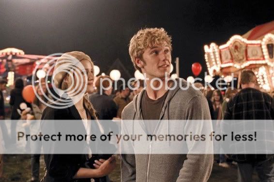 084dc_I-Am-Number-Four-Pettyfer-Agron.jpg